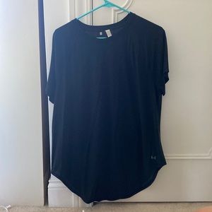 Black XL Under Armour exercise top